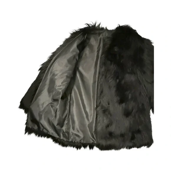 Black Large Faux Fur Jacket Long Sleeve - Picture 3 of 4